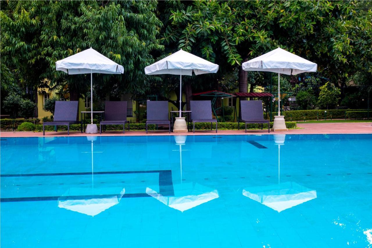 Amantra Shilpi Resort & Spa อุเดเปอร์ ภายนอก รูปภาพ