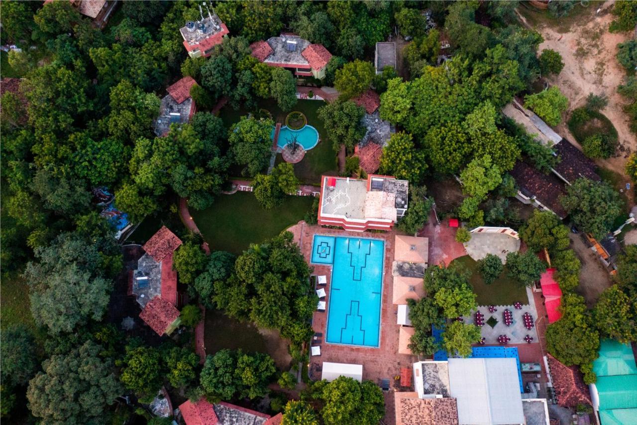 Amantra Shilpi Resort & Spa อุเดเปอร์ ภายนอก รูปภาพ