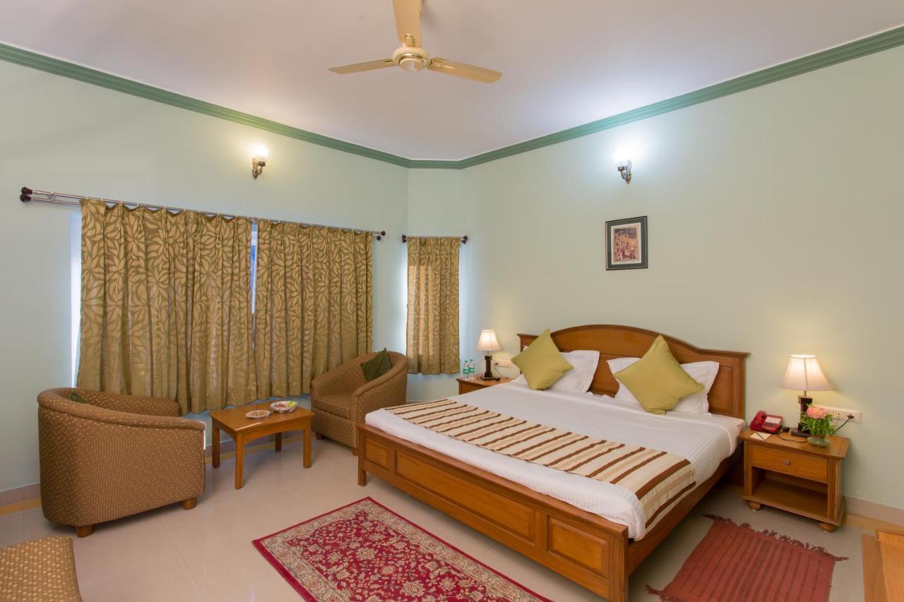 Amantra Shilpi Resort & Spa อุเดเปอร์ ภายนอก รูปภาพ