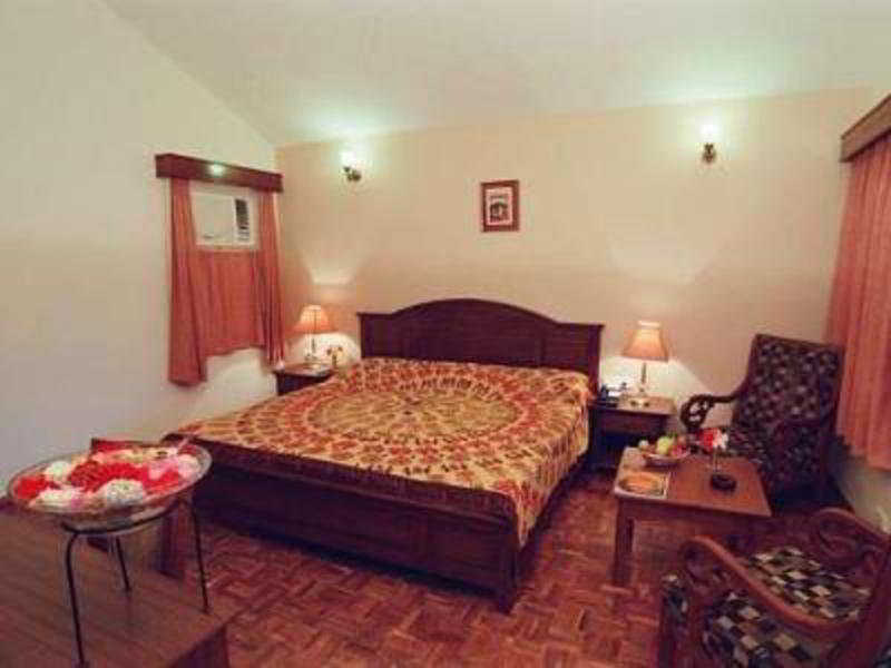 Amantra Shilpi Resort & Spa อุเดเปอร์ ภายนอก รูปภาพ