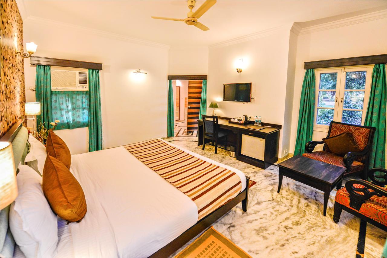 Amantra Shilpi Resort & Spa อุเดเปอร์ ภายนอก รูปภาพ